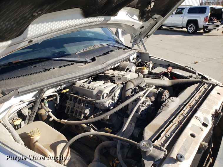 image for item FW9583 1998 Dodge Ram 2500 Quad Cab pickup truck