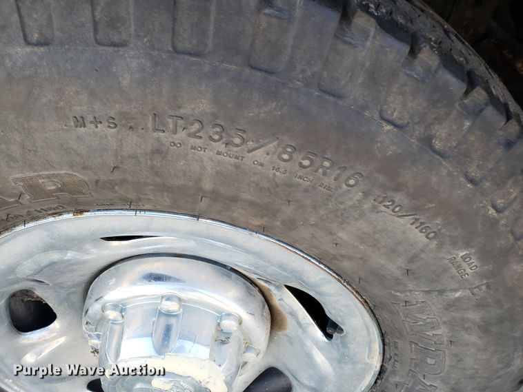 image for item FW9583 1998 Dodge Ram 2500 Quad Cab pickup truck