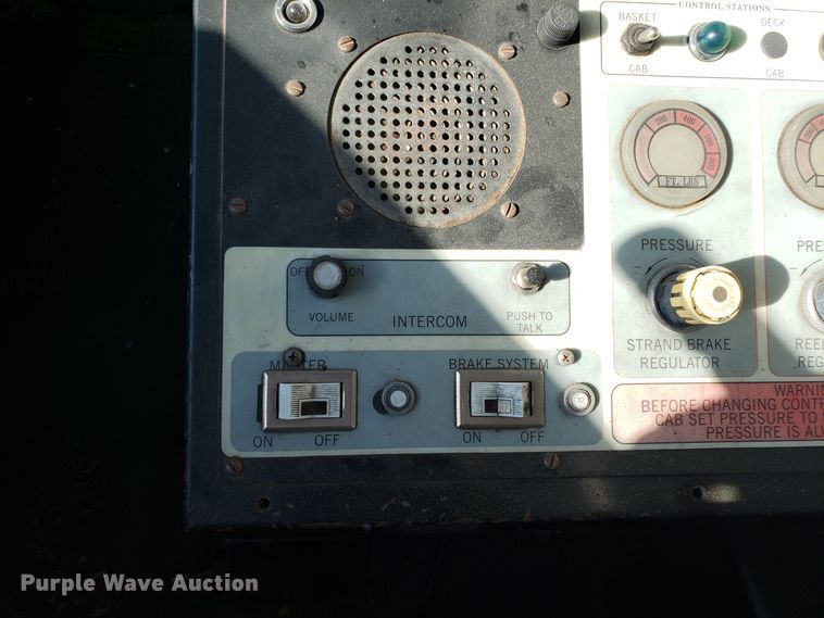 image for item FW9584 2000 International 4700 bucket truck