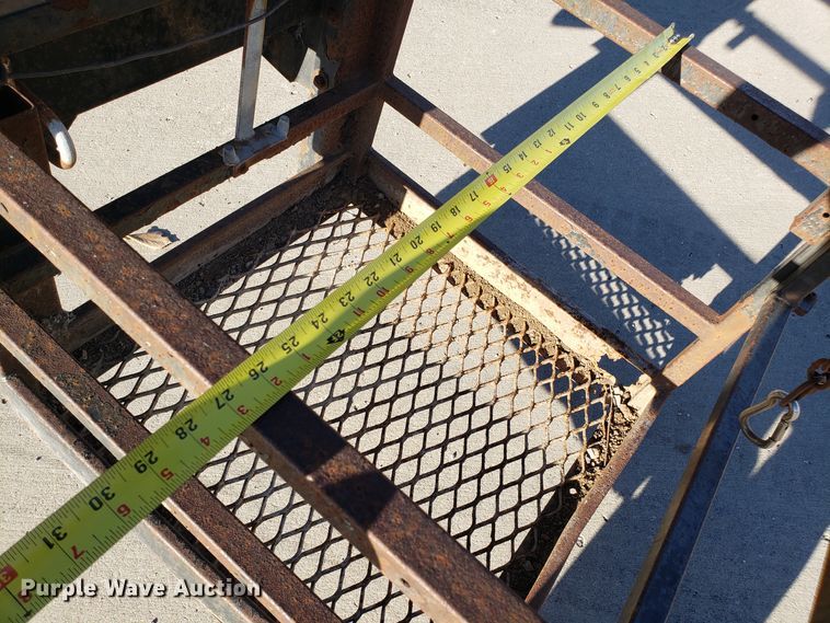 image for item FW9584 2000 International 4700 bucket truck