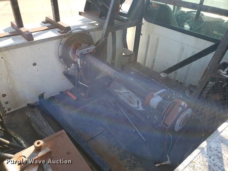 image for item FW9584 2000 International 4700 bucket truck