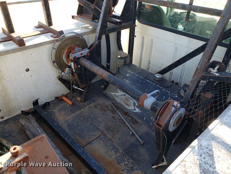 image for item FW9584 2000 International 4700 bucket truck