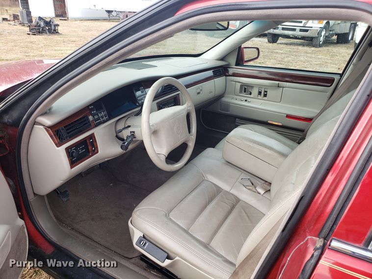 image for item FW9588 1995 Cadillac DeVille