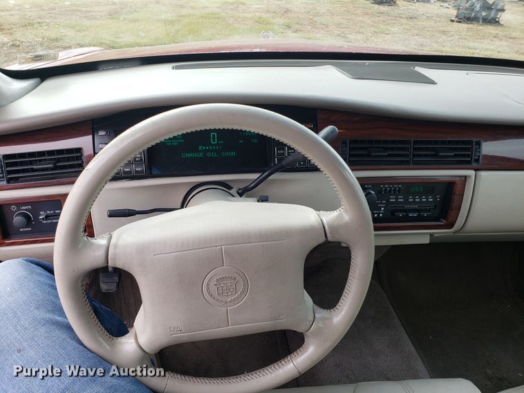 image for item FW9588 1995 Cadillac DeVille