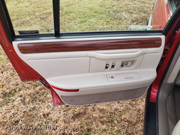 image for item FW9588 1995 Cadillac DeVille