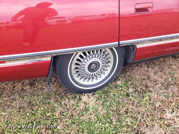 image for item FW9588 1995 Cadillac DeVille