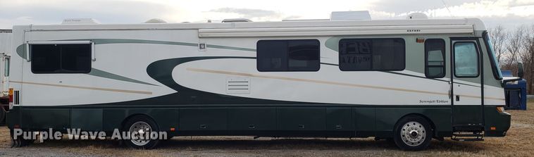 image for item FW9589 1999 Safari Serengenti RV