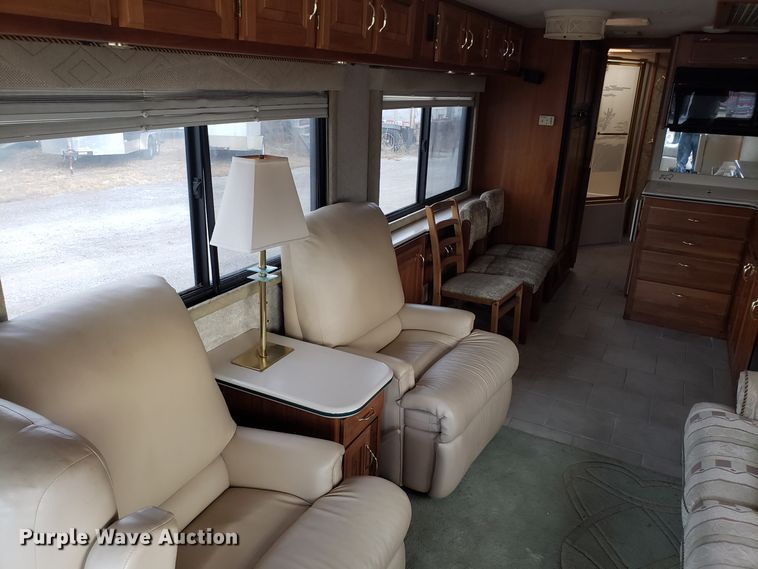 image for item FW9589 1999 Safari Serengenti RV