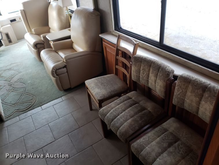 image for item FW9589 1999 Safari Serengenti RV