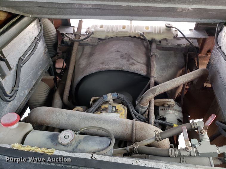 image for item FW9589 1999 Safari Serengenti RV