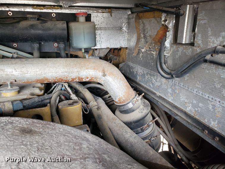 image for item FW9589 1999 Safari Serengenti RV