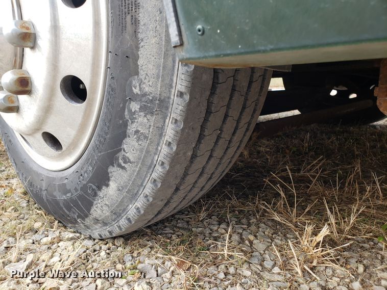 image for item FW9589 1999 Safari Serengenti RV