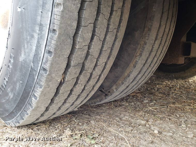 image for item FW9589 1999 Safari Serengenti RV