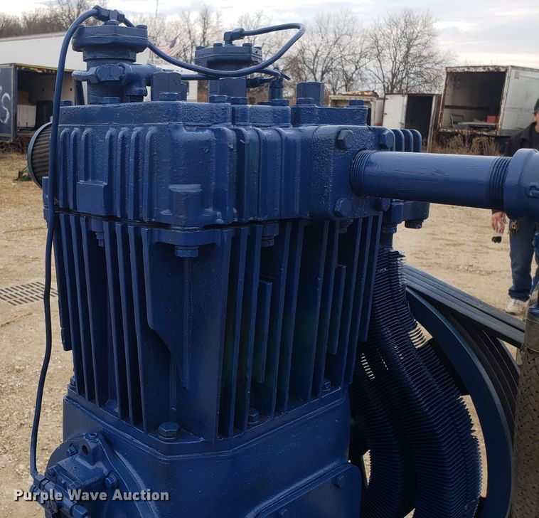 image for item FW9595 Quincy air compressor