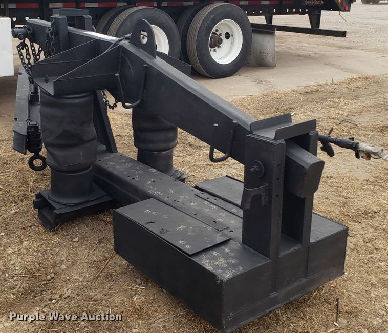 image for item FW9597 Truck Country fifth wheel wrecker