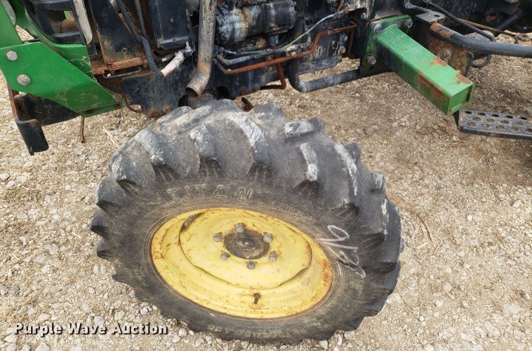 image for item FW9607 John Deere 4600 tractor