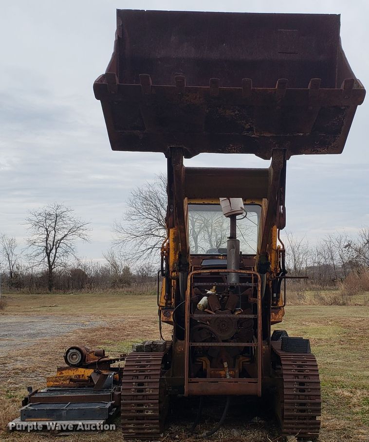 image for item FW9608 John Deere 755 crawler loader