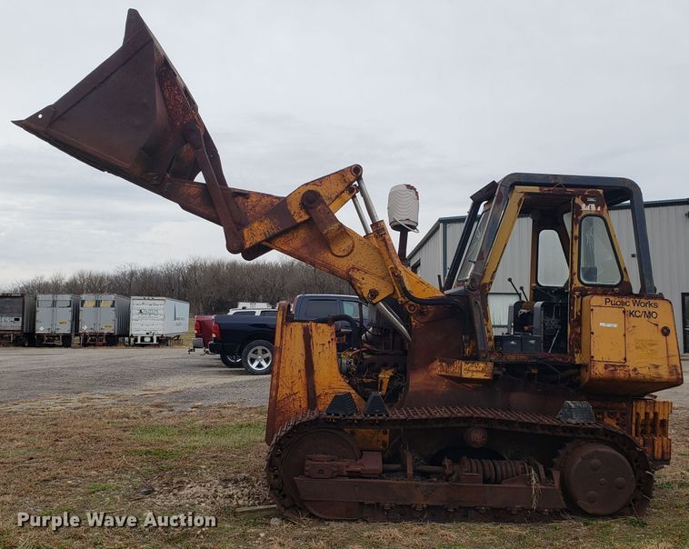 image for item FW9608 John Deere 755 crawler loader