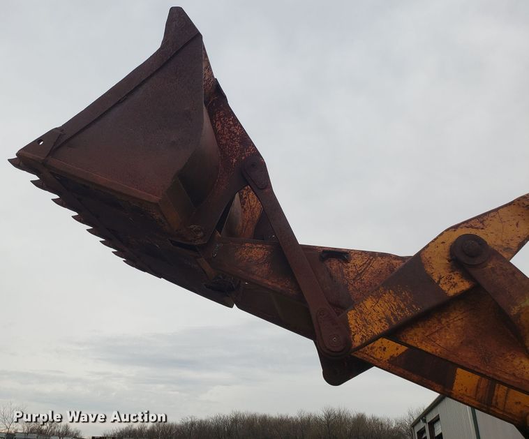 image for item FW9608 John Deere 755 crawler loader