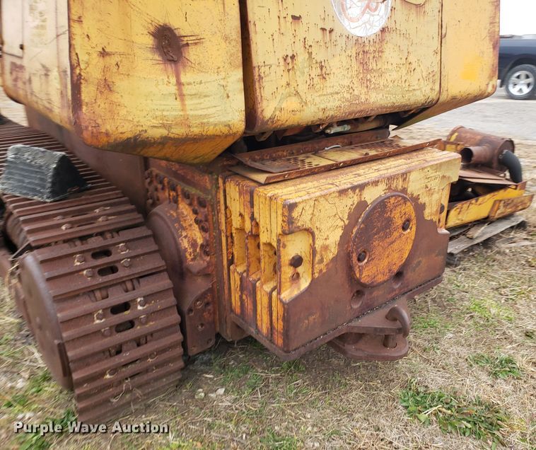 image for item FW9608 John Deere 755 crawler loader