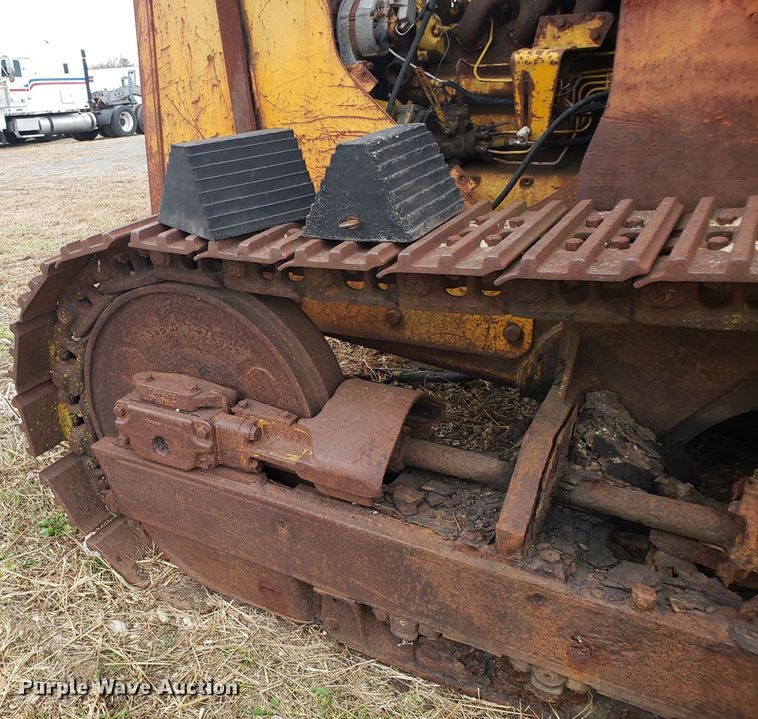 image for item FW9608 John Deere 755 crawler loader