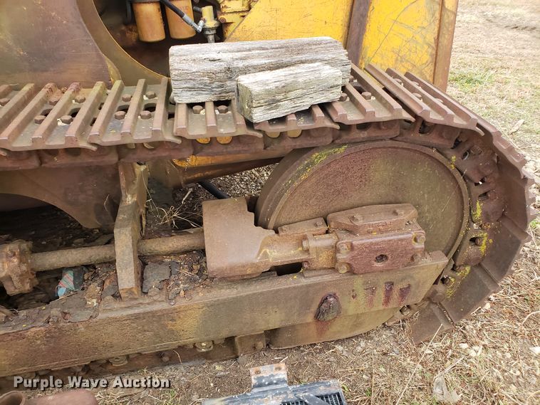 image for item FW9608 John Deere 755 crawler loader