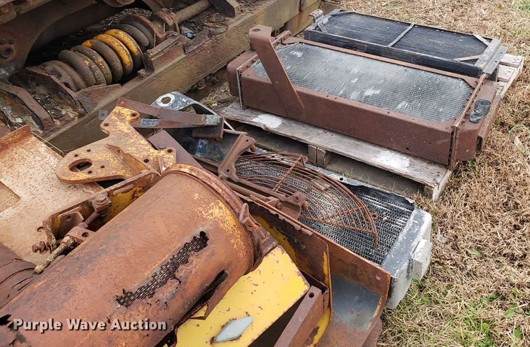 image for item FW9608 John Deere 755 crawler loader