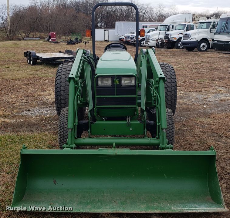image for item FW9609 John Deere 4600 tractor
