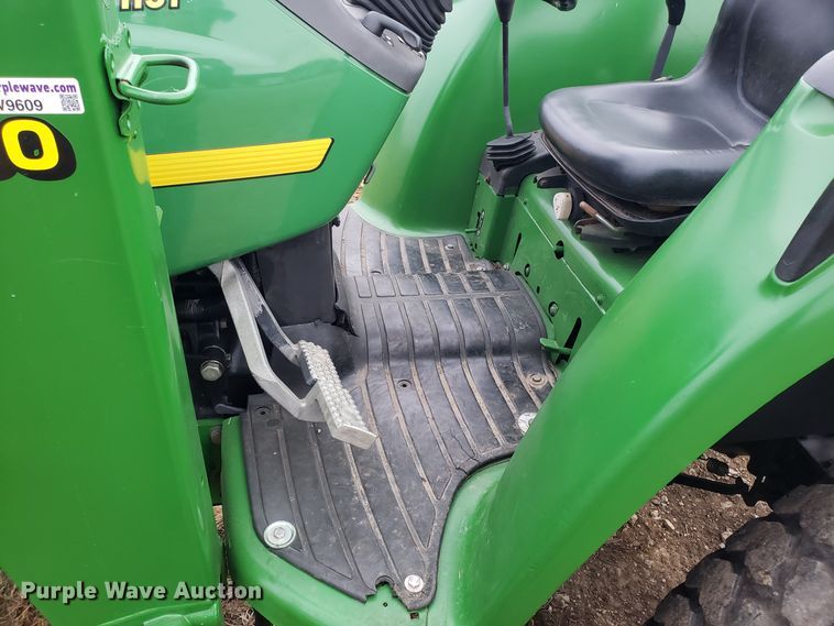 image for item FW9609 John Deere 4600 tractor