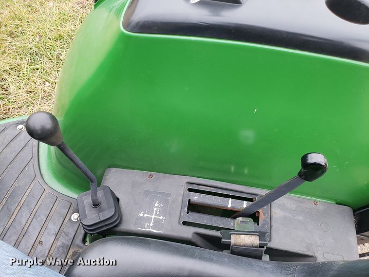 image for item FW9609 John Deere 4600 tractor