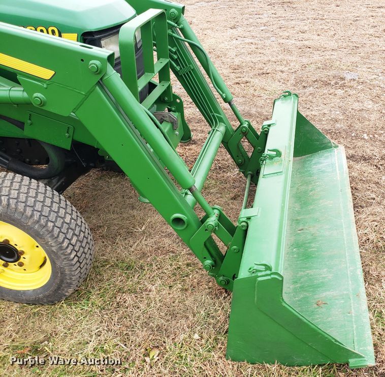 image for item FW9609 John Deere 4600 tractor