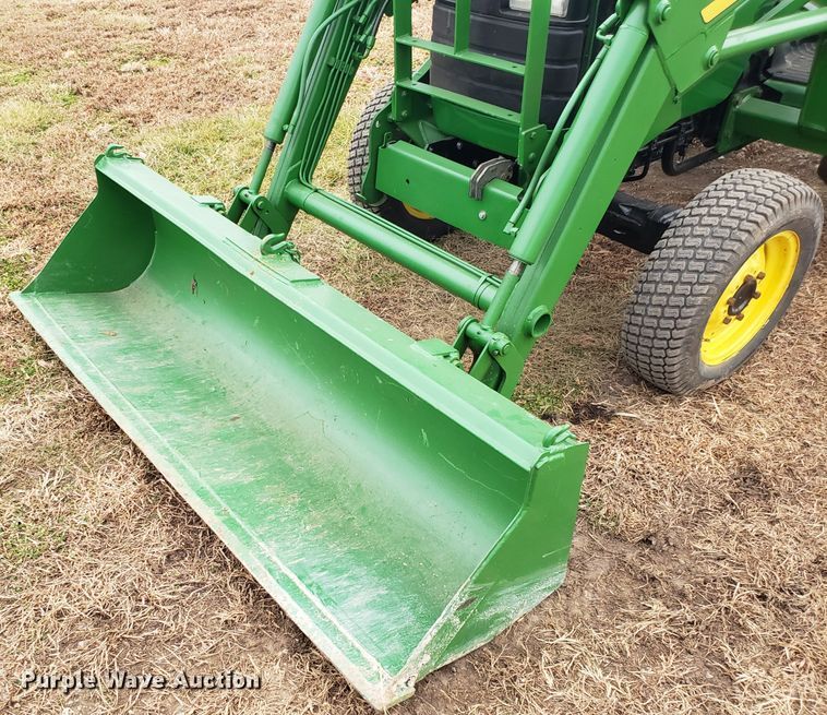 image for item FW9609 John Deere 4600 tractor