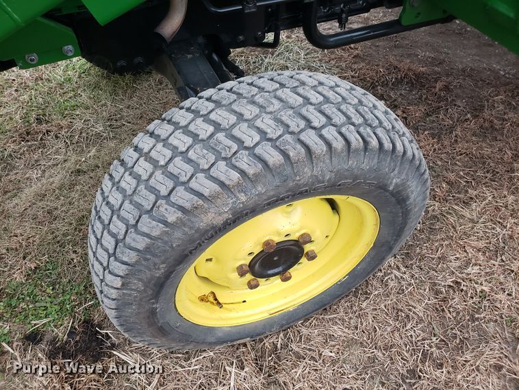 image for item FW9609 John Deere 4600 tractor