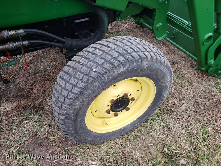 image for item FW9609 John Deere 4600 tractor