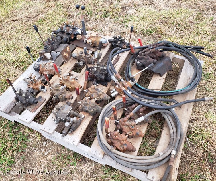 image for item FW9612 Hydraulic parts