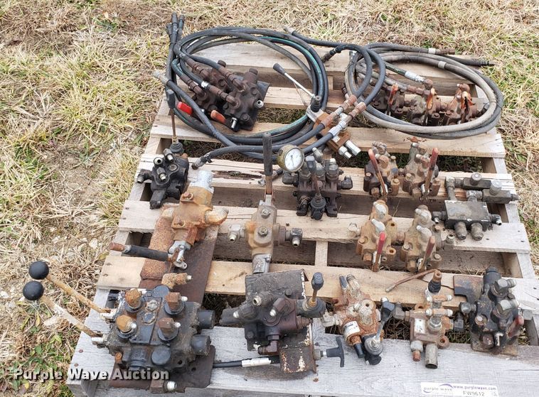 image for item FW9612 Hydraulic parts