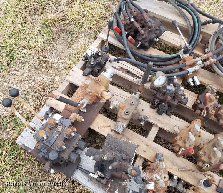 image for item FW9612 Hydraulic parts