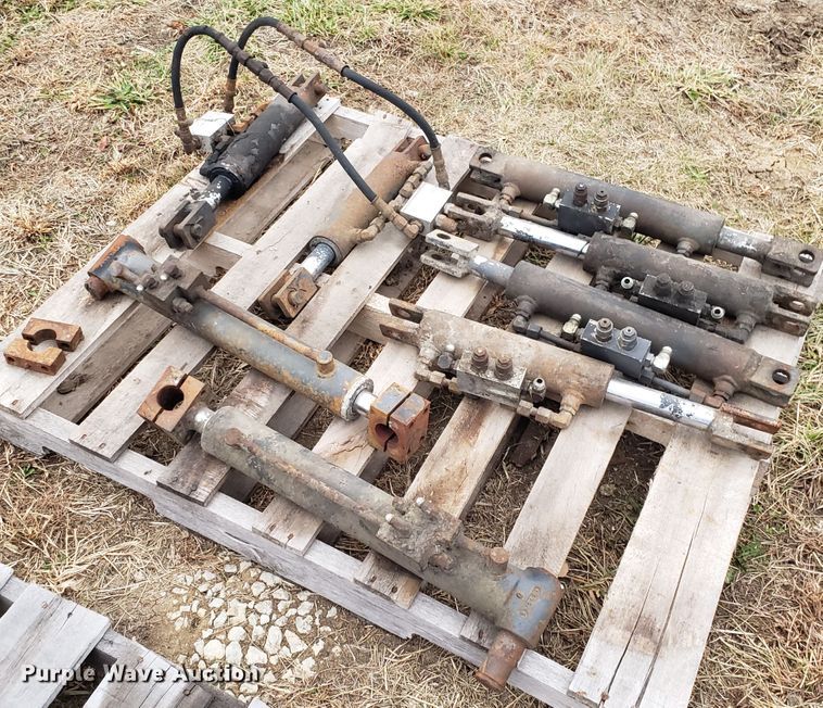 image for item FW9612 Hydraulic parts