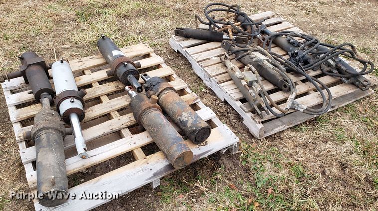 image for item FW9612 Hydraulic parts