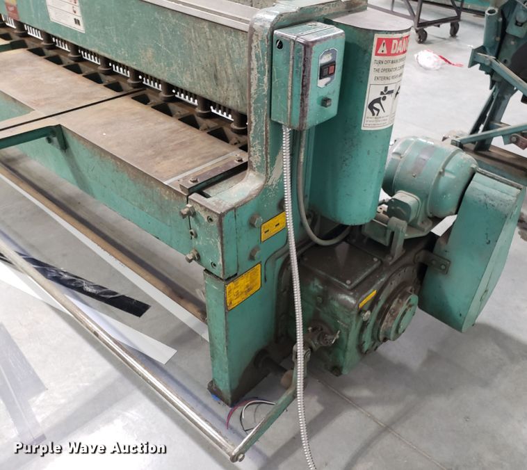 image for item GA9296 Wysong 1016 sheet metal shear