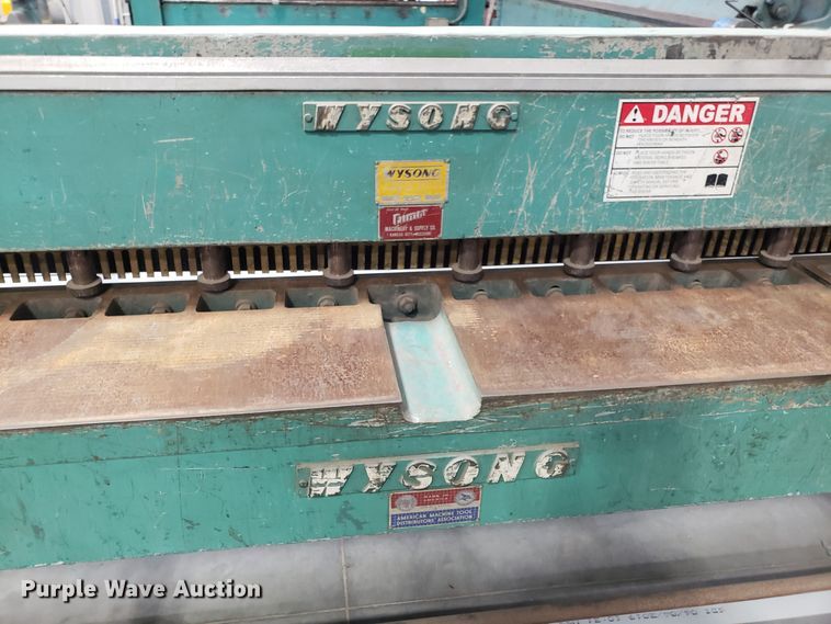 image for item GA9296 Wysong 1016 sheet metal shear