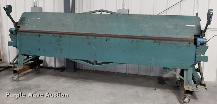 image for item GA9297 Chicago 1218 sheet metal brake