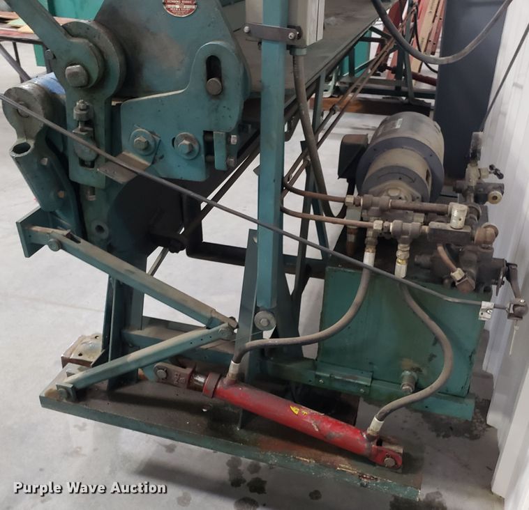 image for item GA9297 Chicago 1218 sheet metal brake