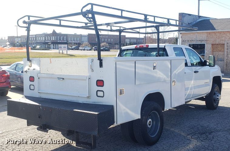 image for item GA9306 2016 Chevrolet Silverado 3500 Double Cab utility bed pickup truck