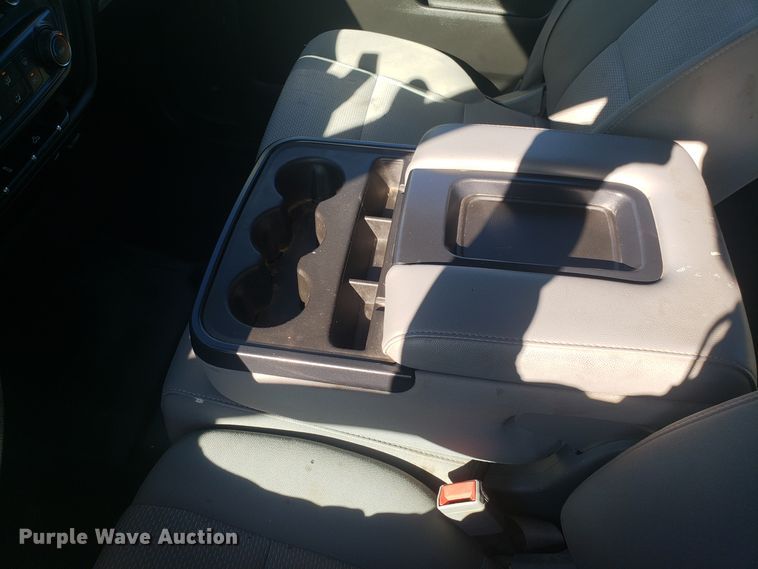 image for item GA9306 2016 Chevrolet Silverado 3500 Double Cab utility bed pickup truck