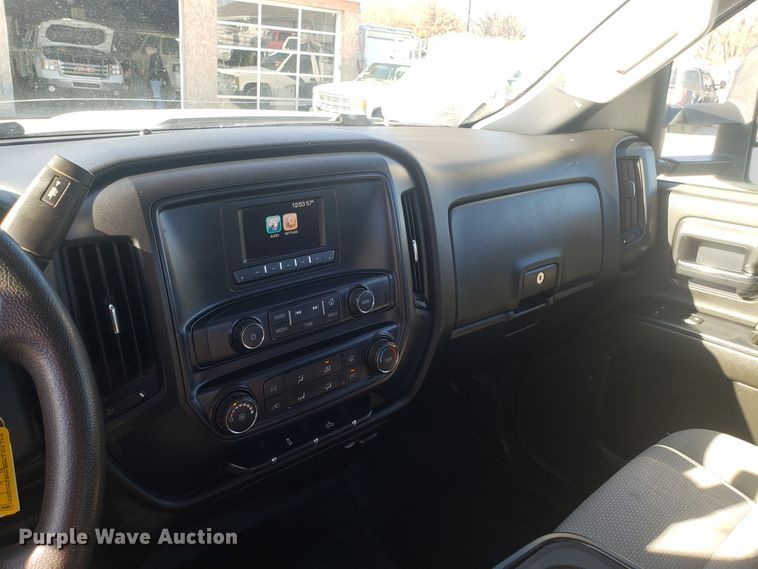 image for item GA9306 2016 Chevrolet Silverado 3500 Double Cab utility bed pickup truck