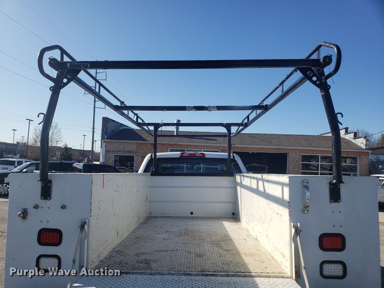 image for item GA9306 2016 Chevrolet Silverado 3500 Double Cab utility bed pickup truck