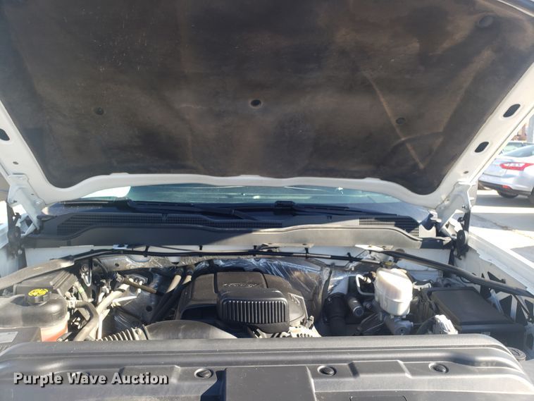 image for item GA9306 2016 Chevrolet Silverado 3500 Double Cab utility bed pickup truck