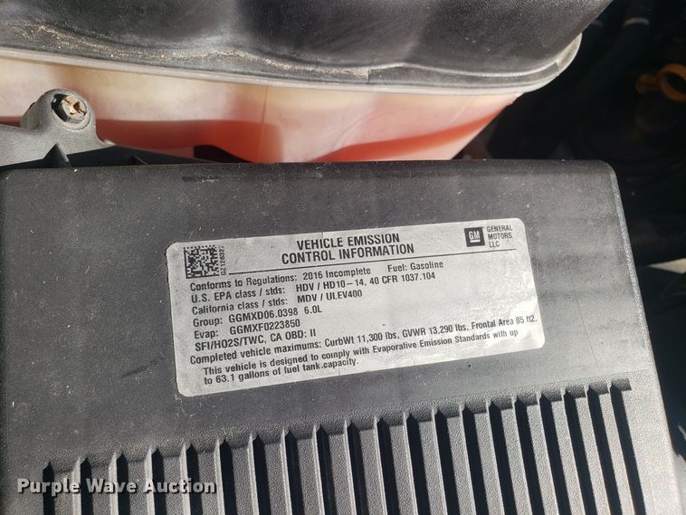 image for item GA9306 2016 Chevrolet Silverado 3500 Double Cab utility bed pickup truck