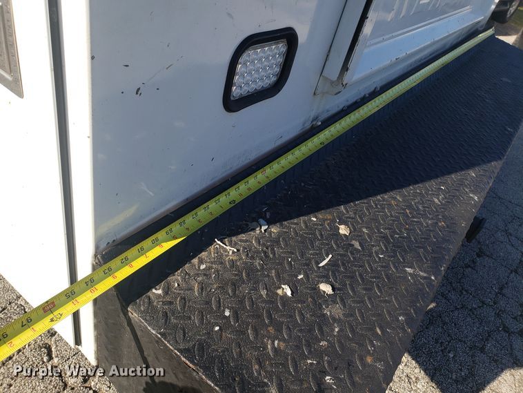 image for item GA9306 2016 Chevrolet Silverado 3500 Double Cab utility bed pickup truck